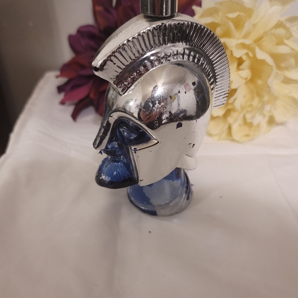 !Vintage Avon Spartan Trojan Solider bottle - Picture 4 of 6